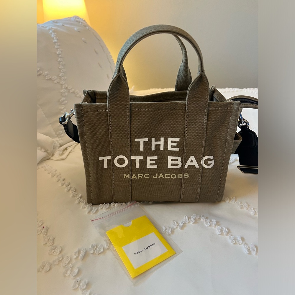 Lightly used Marc Jacobs tote bag